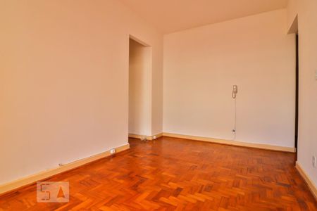 Sala de apartamento para alugar com 1 quarto, 70m² em Higienópolis, São Paulo