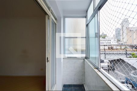 Varanda do Dormitório de apartamento para alugar com 1 quarto, 32m² em Vila Buarque, São Paulo