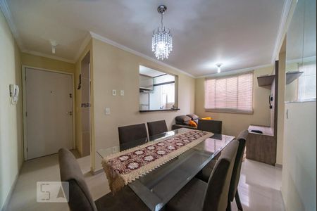 Apartamento para alugar com 45m², 2 quartos e 1 vagaSala