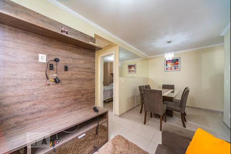 Sala de apartamento para alugar com 2 quartos, 45m² em Vila Homero Thon, Santo André