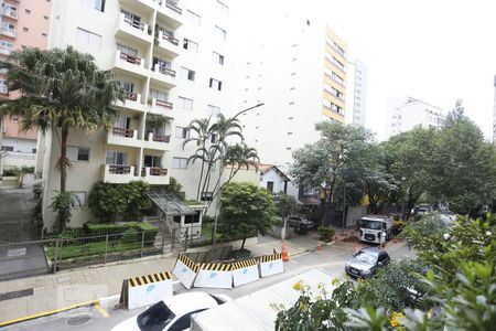 Vista de apartamento à venda com 4 quartos, 200m² em Higienopolis, São Paulo