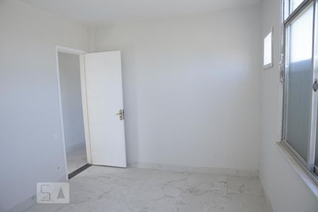 Quarto 1 de apartamento à venda com 2 quartos, 46m² em Taquara, Rio de Janeiro