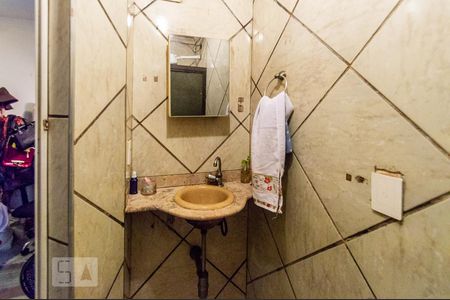 Banheiro de apartamento à venda com 1 quarto, 32m² em Centro, São Paulo