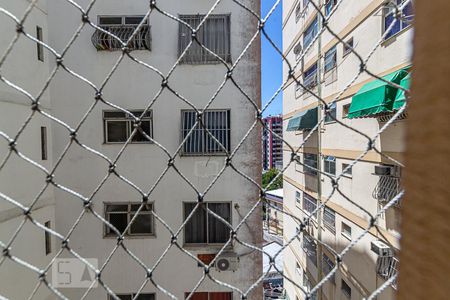 Vista Quarto 2 de apartamento à venda com 2 quartos, 65m² em Icaraí, Niterói