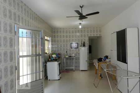 Casa à venda com 150m², 4 quartos e 2 vagasSala/Cozinha