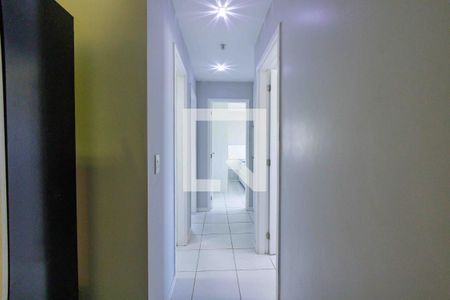 Corredor de apartamento para alugar com 3 quartos, 81m² em Recreio dos Bandeirantes, Rio de Janeiro