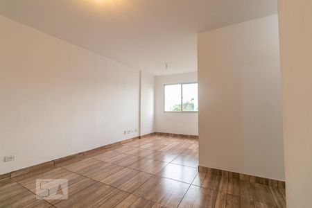 Sala de apartamento para alugar com 3 quartos, 60m² em Vila Ema, São Paulo