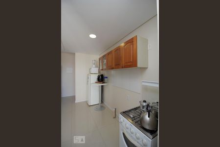 Cozinha de apartamento à venda com 2 quartos, 57m² em Fátima, Canoas