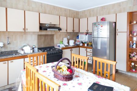 Cozinha de casa à venda com 3 quartos, 300m² em Jardim Ponte Rasa, São Paulo