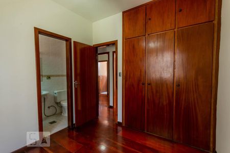 Suíte de apartamento para alugar com 3 quartos, 63m² em Santa Amélia, Belo Horizonte