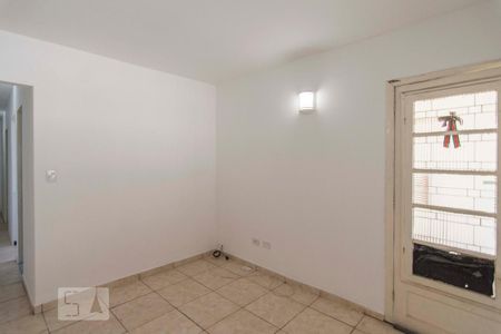 Sala de casa à venda com 3 quartos, 150m² em Jardim Monjolo, São Paulo