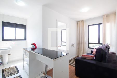 Sala de apartamento para alugar com 2 quartos, 35m² em Presidente Altino, Osasco