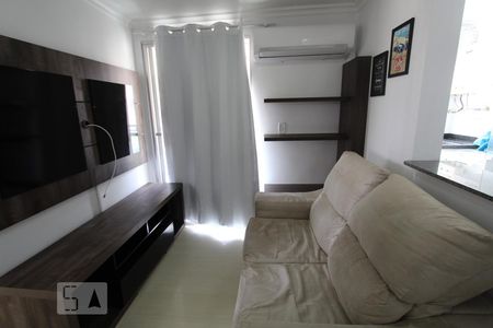 Sala de apartamento para alugar com 3 quartos, 62m² em Portão, Curitiba