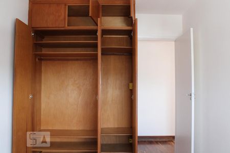 Quarto 1 - Armários de apartamento para alugar com 3 quartos, 75m² em Vila Clementino, São Paulo