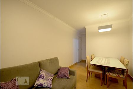 Sala de apartamento para alugar com 3 quartos, 65m² em Jardim Maria Estela, São Paulo