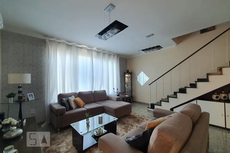 Sala de casa à venda com 3 quartos, 220m² em Jardim Previdência, São Paulo