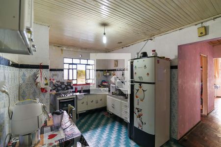 Casa à venda com 270m², 3 quartos e 1 vaga Casa à venda com 270m², 3 quartos e 1 vagaCozinha