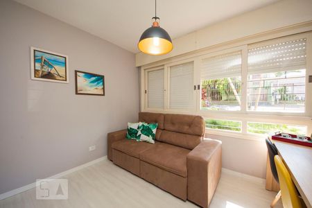 Sala de apartamento para alugar com 1 quarto, 47m² em Petrópolis, Porto Alegre