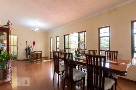 Sala de casa à venda com 3 quartos, 218m² em Jardim Gonzaga, São Paulo