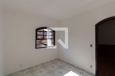 Quarto 1 de casa para alugar com 3 quartos, 160m² em Vila Paranaguá, São Paulo