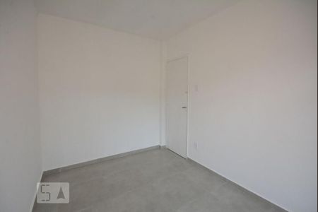 Quarto 1 de apartamento para alugar com 3 quartos, 75m² em Taquara, Rio de Janeiro