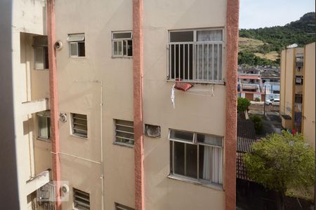 Vista Quarto 1 de apartamento para alugar com 3 quartos, 75m² em Taquara, Rio de Janeiro