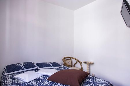 Quarto 1 de apartamento para alugar com 2 quartos, 55m² em Carlos Prates, Belo Horizonte