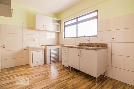 Cozinha de kitnet/studio para alugar com 1 quarto, 48m² em Vila João Pessoa, Porto Alegre