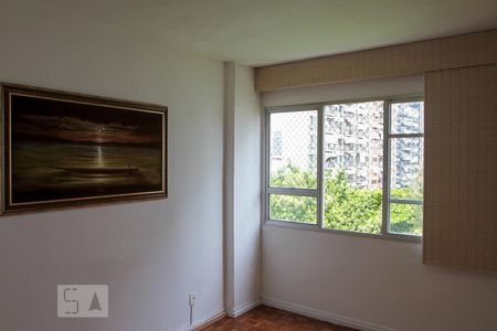 Quarto 1 de apartamento à venda com 3 quartos, 90m² em Leblon, Rio de Janeiro