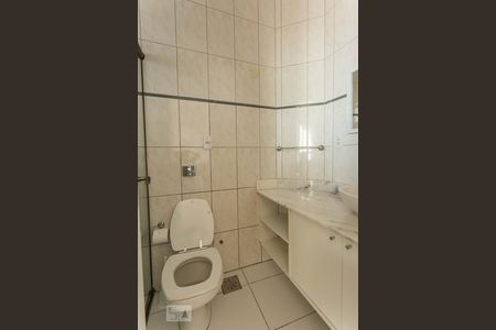 Banheiro de apartamento à venda com 2 quartos, 78m² em Partenon, Porto Alegre