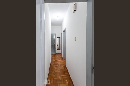 Corredor de apartamento à venda com 2 quartos, 70m² em Funcionários, Belo Horizonte