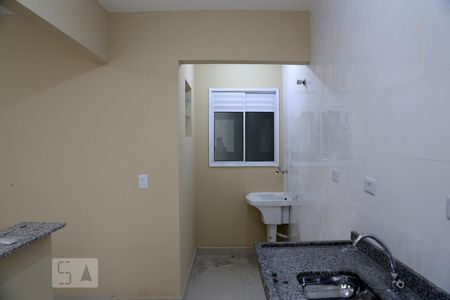 Cozinha e Área de Serviço de apartamento para alugar com 1 quarto, 30m² em Instituto de Previdência, Taboão da Serra