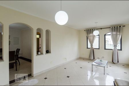 Sala 1 de casa para alugar com 3 quartos, 310m² em Baeta Neves, São Bernardo do Campo