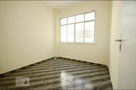 Quarto 1 de apartamento à venda com 2 quartos, 60m² em Centro, Niterói