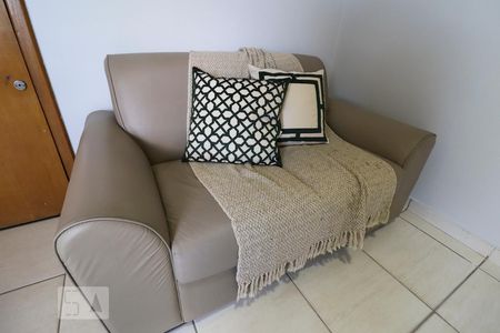 Sala de apartamento para alugar com 1 quarto, 34m² em Setor Sudoeste, Goiânia