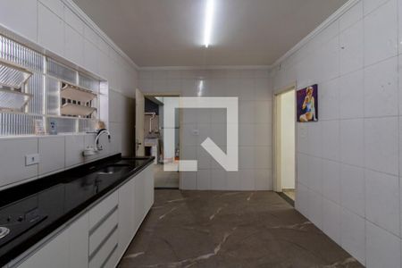 Casa para alugar com 120m², 3 quartos e 2 vagas Casa para alugar com 120m², 3 quartos e 2 vagasCozinha