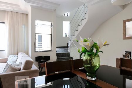Sala de casa de condomínio à venda com 3 quartos, 140m² em Vila Prudente, São Paulo