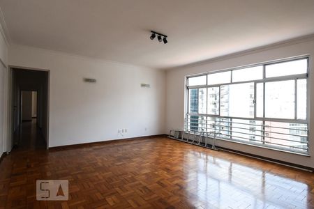 Apartamento para alugar com 120m², 3 quartos e sem vagaSala