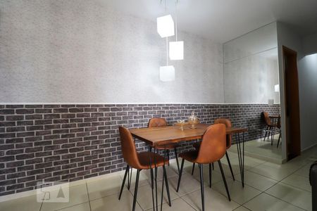 Sala de apartamento para alugar com 3 quartos, 96m² em Jardim Goiás, Goiânia