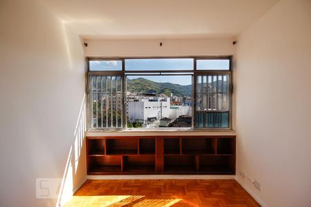 Quarto 1 de apartamento para alugar com 2 quartos, 68m² em Méier, Rio de Janeiro