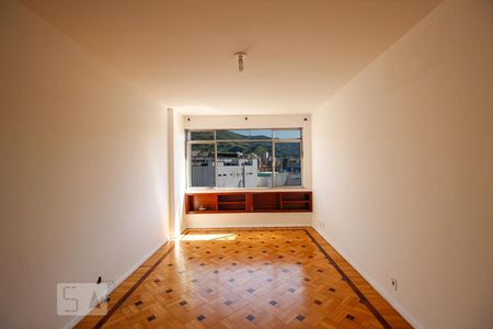 Sala de apartamento para alugar com 2 quartos, 68m² em Méier, Rio de Janeiro