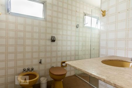 Banheiro da Suíten de apartamento à venda com 2 quartos, 88m² em Itaim Bibi, São Paulo
