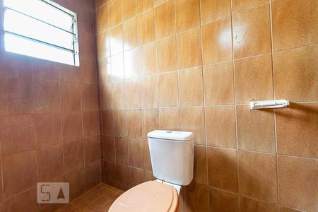 Banheiro da Suíte de casa para alugar com 2 quartos, 90m² em Badu, Niterói