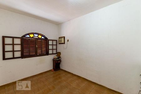 Suite  de casa para alugar com 2 quartos, 90m² em Badu, Niterói