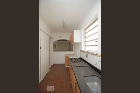 Cozinha de apartamento à venda com 2 quartos, 70m² em Centro, Canoas