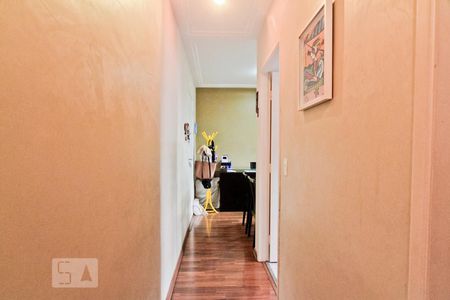  Corredor de apartamento à venda com 2 quartos, 50m² em Vila Basileia, São Paulo