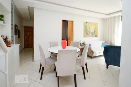 Sala de apartamento à venda com 4 quartos, 140m² em Icaraí, Niterói