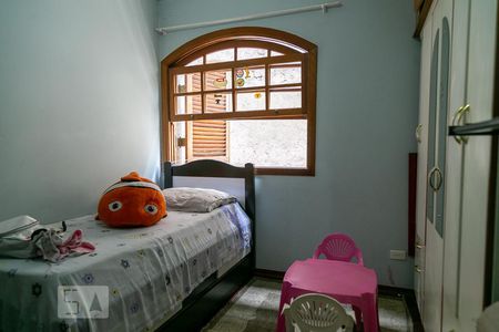 Casa de condomínio à venda com 230m², 3 quartos e 2 vagas Casa de condomínio à venda com 230m², 3 quartos e 2 vagasQuarto