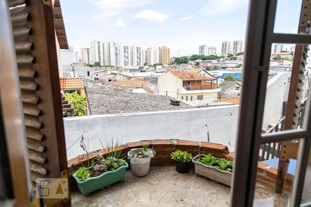 Casa de condomínio à venda com 230m², 3 quartos e 2 vagas Casa de condomínio à venda com 230m², 3 quartos e 2 vagasQuarto