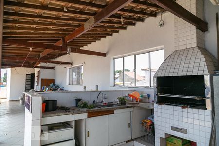 Casa de condomínio à venda com 230m², 3 quartos e 2 vagas Casa de condomínio à venda com 230m², 3 quartos e 2 vagasÁrea externa